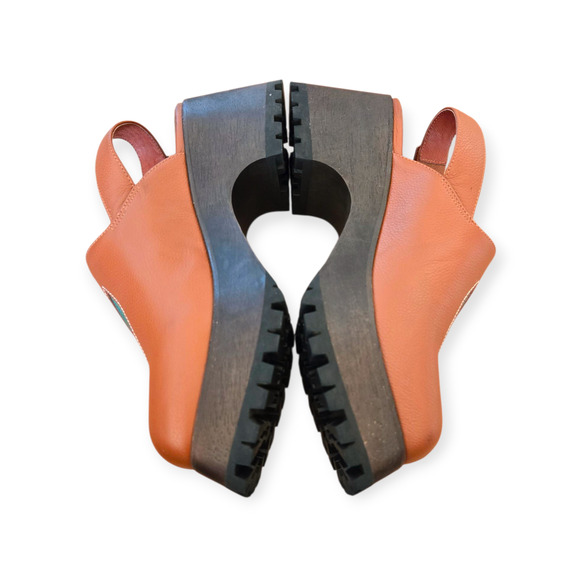 Charlotte Stone x Lorien Stern Darren Brown Luggage Tulip Clogs Shoes Size 7 - Picture 4 of 10